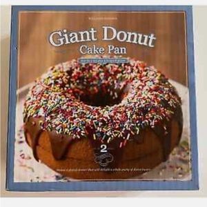 Williams Sonoma Donut Cake Pan